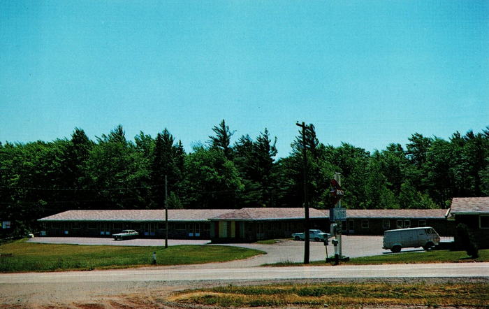 Queen City Motel - Old Postcard (newer photo)